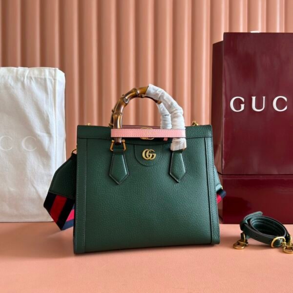 GUCCI DIANA series medium bamboo tote bag
